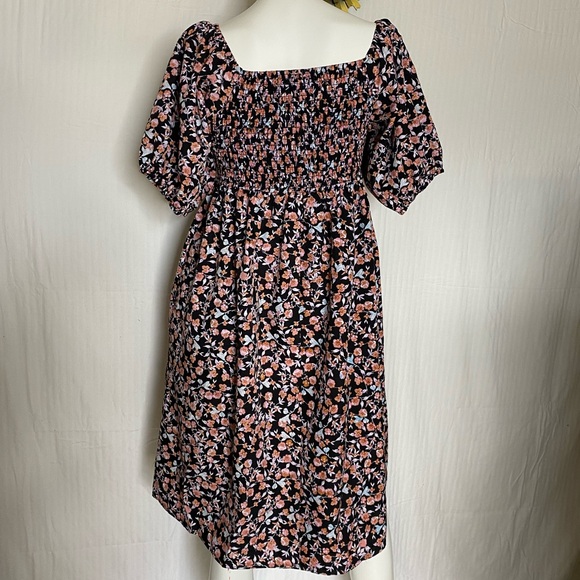 Mikarose dress - Picture 2 of 6